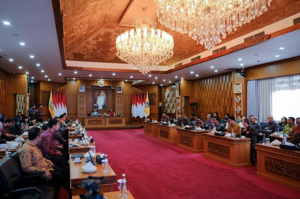 Kemenpar, bersama dengan Pemerintah Provinsi Bali, memperkuat tantangan Sinergi terhadap pengembangan pariwisata