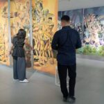 “Seribu Gambar”, eksplorasi teatrikal kanvas Diyanto