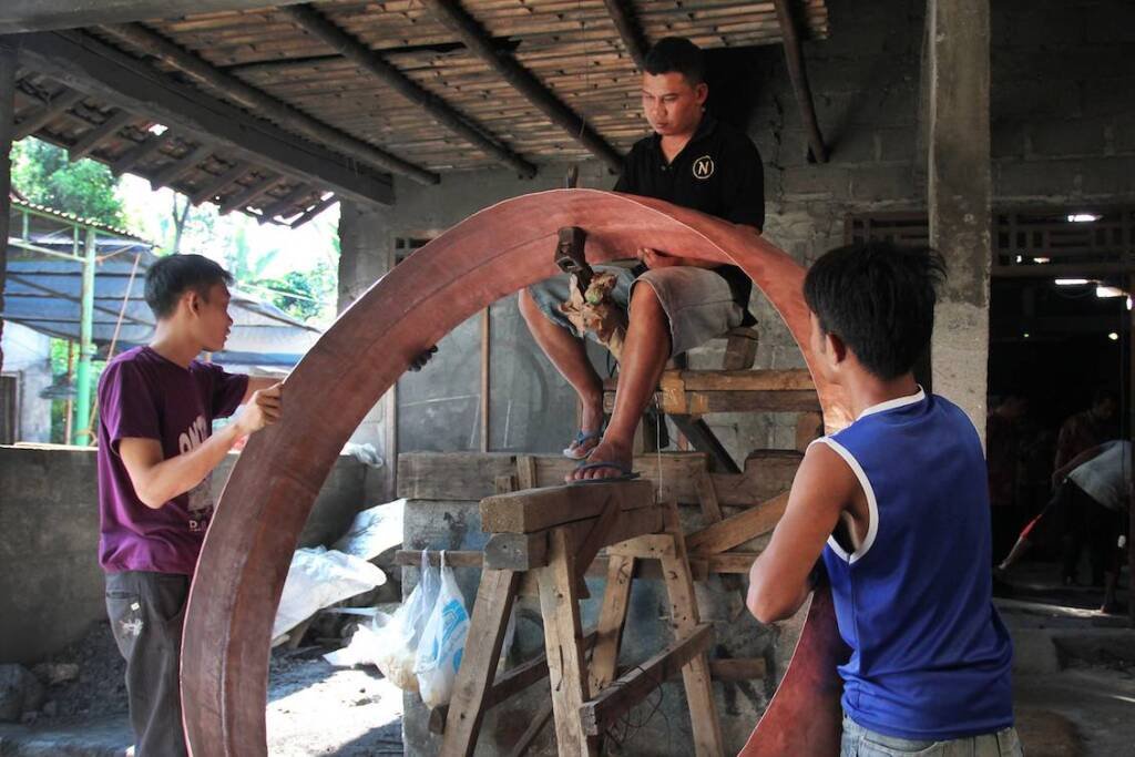 Pemerintah menetapkan pajak penghasilan final tetap sebesar 0,5% bagi usaha mikro, kecil, dan menengah dengan omzet Rp 500 juta masih bebas pajak
